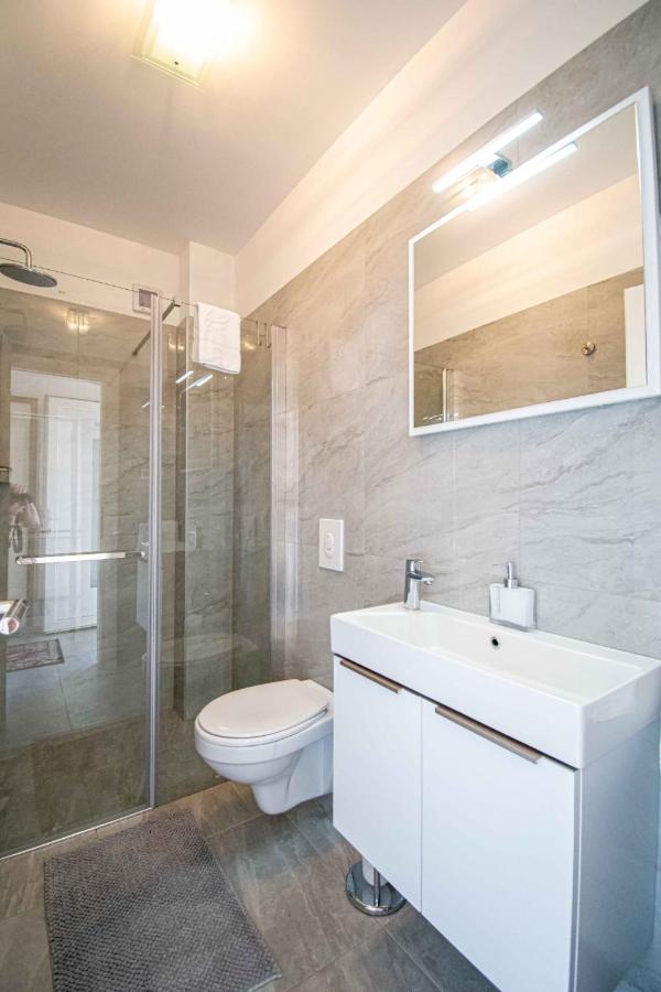 Luxury Apartment With Swimming Pool Ana 特罗吉尔 外观 照片